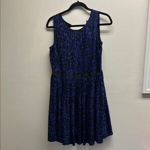 Purple and Black Sleeveless Dress